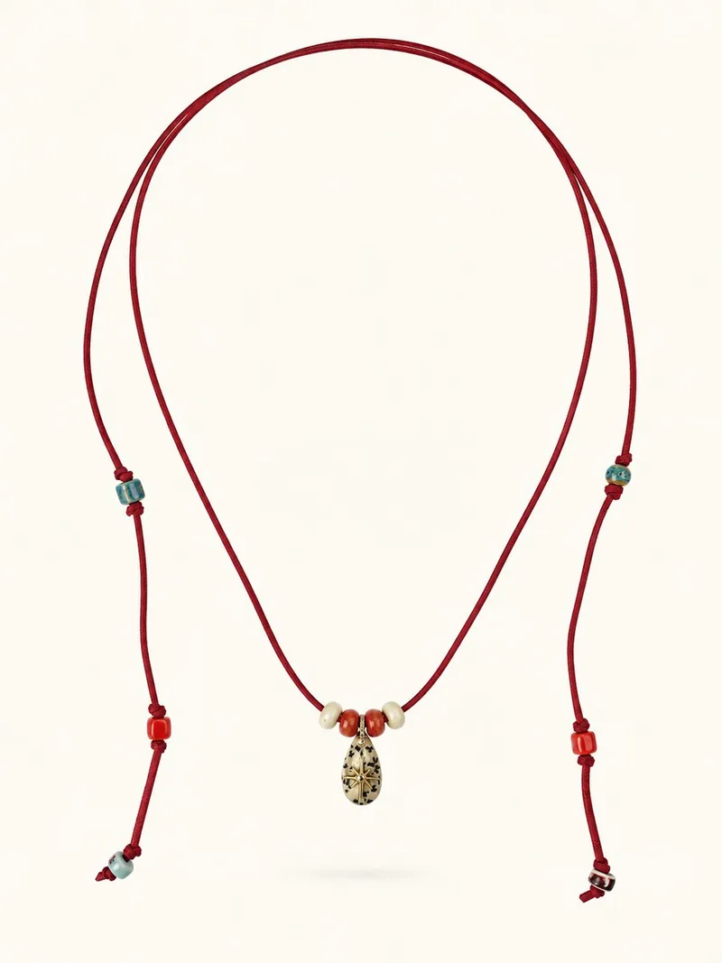 Amapola — Jaspe dálmata, cerámica esmaltada y baño de oro, joyería artesanal Meissen Mia