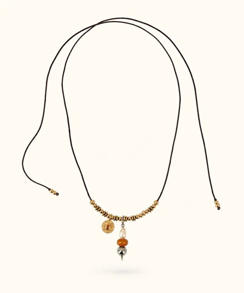 Borgoña — Perla barroca, ámbar, hematita y latón dorado, joyería artesanal Meissen Mia